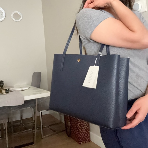 NWT ,Tory Burch Blake center zip Navy Blue with gold hardware Tote Bag - Picture 14 of 16